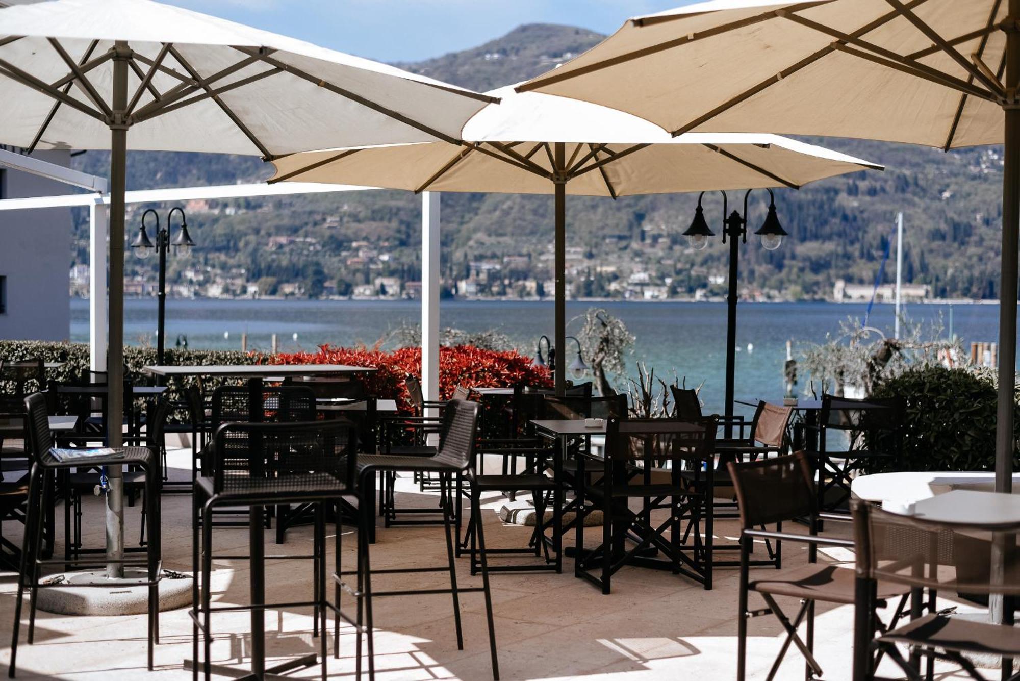 Bella Hotel & Restaurant With Private Dock For Mooring Boats San Felice del Benaco Extérieur photo